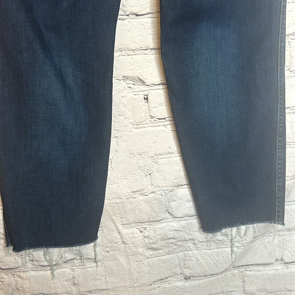 J. Crew Vintage Slim Straight Frayed Hem Blue Jeans Size 32 Petite - Picture 13 of 15